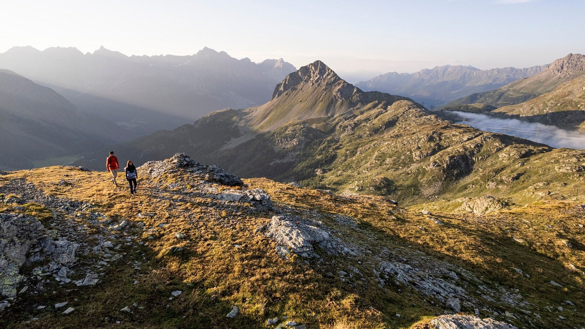 RADYS - Essential Mountain Wear