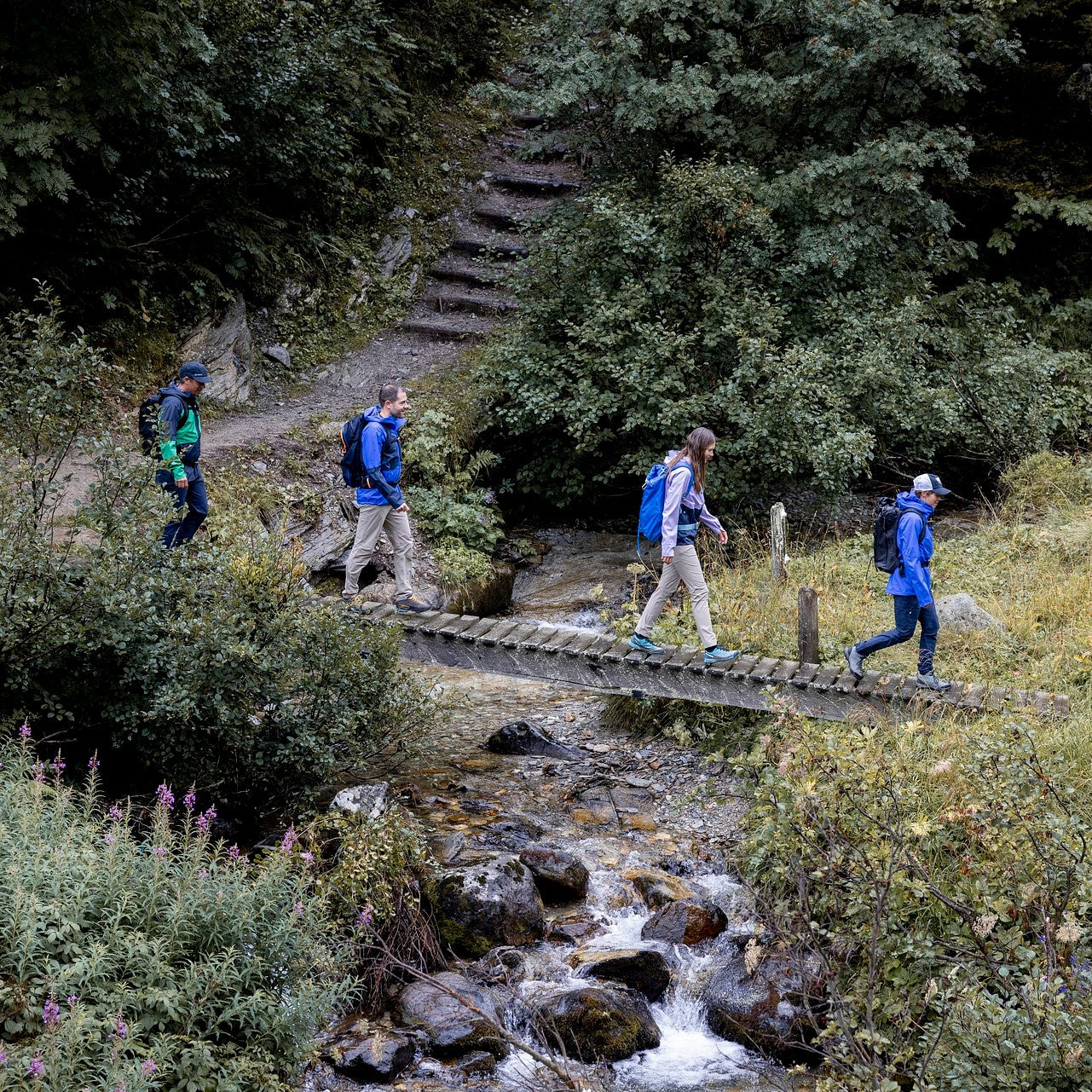 RADYS - Essential Mountain Wear