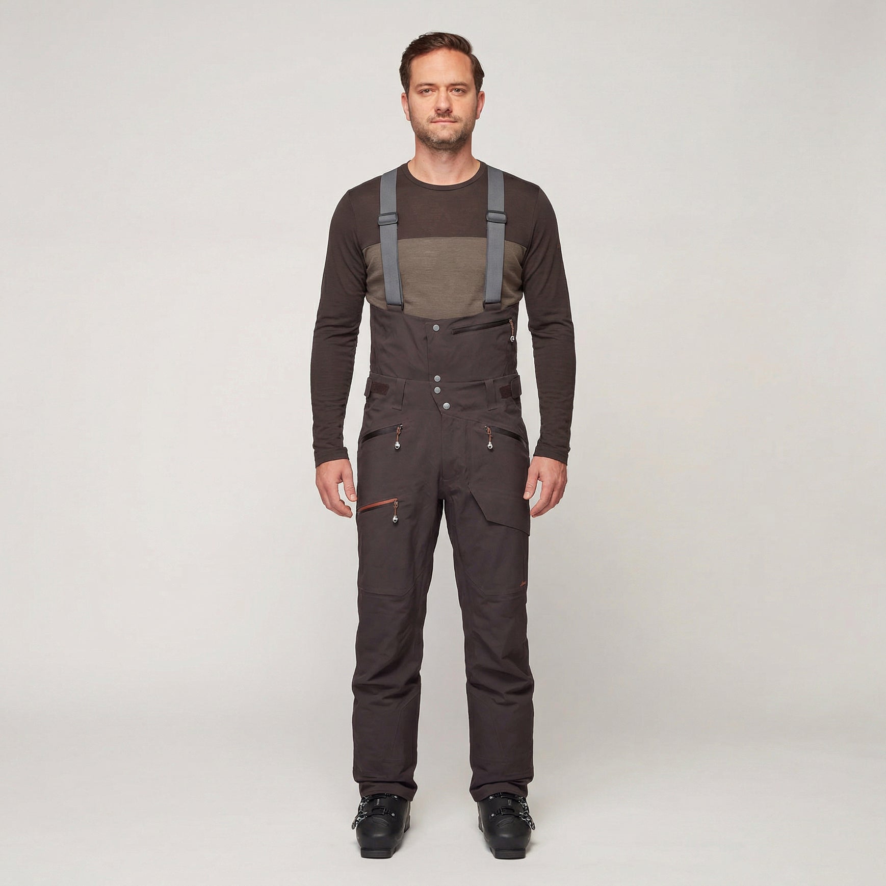 R1 Free Mountain Tech Pants Men | chocolate