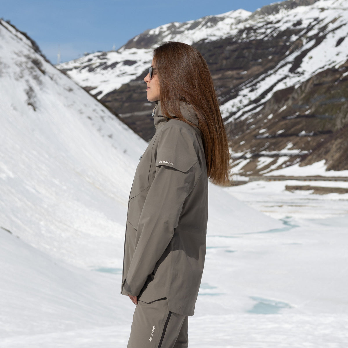 R1 Free Mountain Tech Jacket Women | ash
