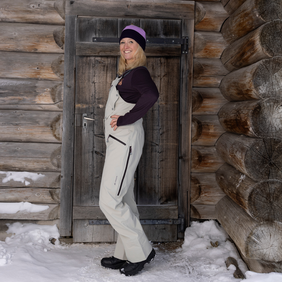 R1 Free Mountain Tech Pants Women | abbey stone