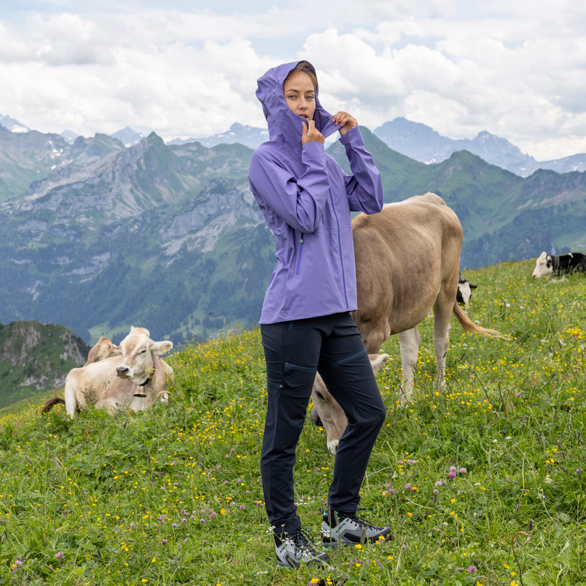 R1 Hiking Tech Jacket Women | mauve