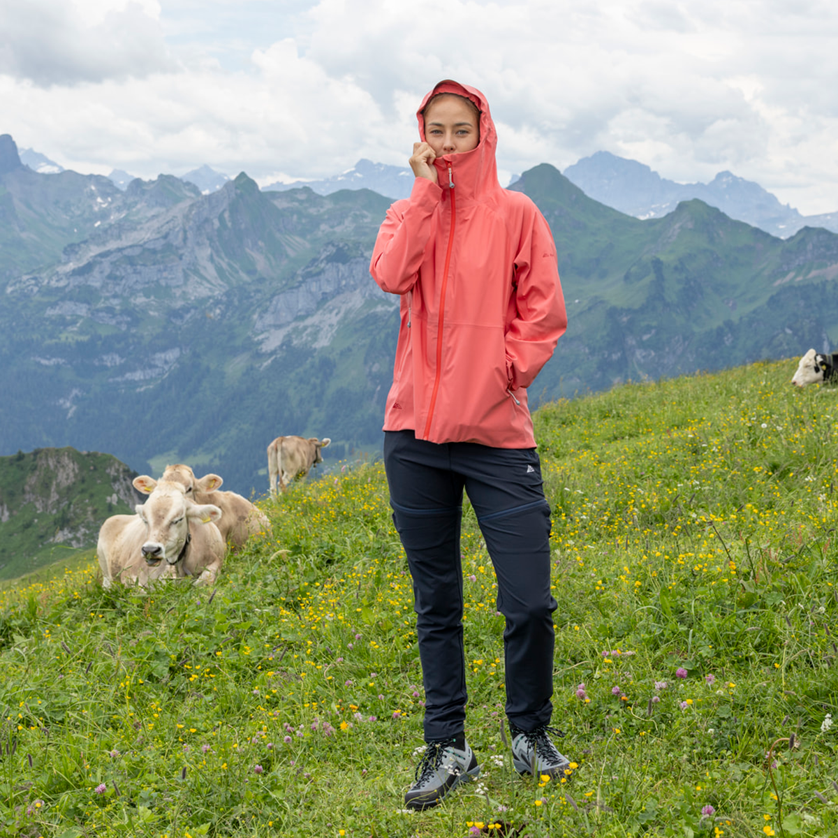 R1 Hiking Tech Jacket Women | sorbet