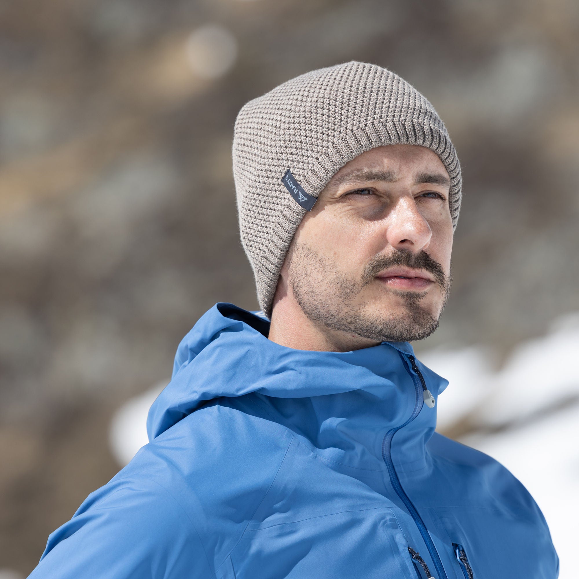 RA Free Mountain Beanie Men | ash