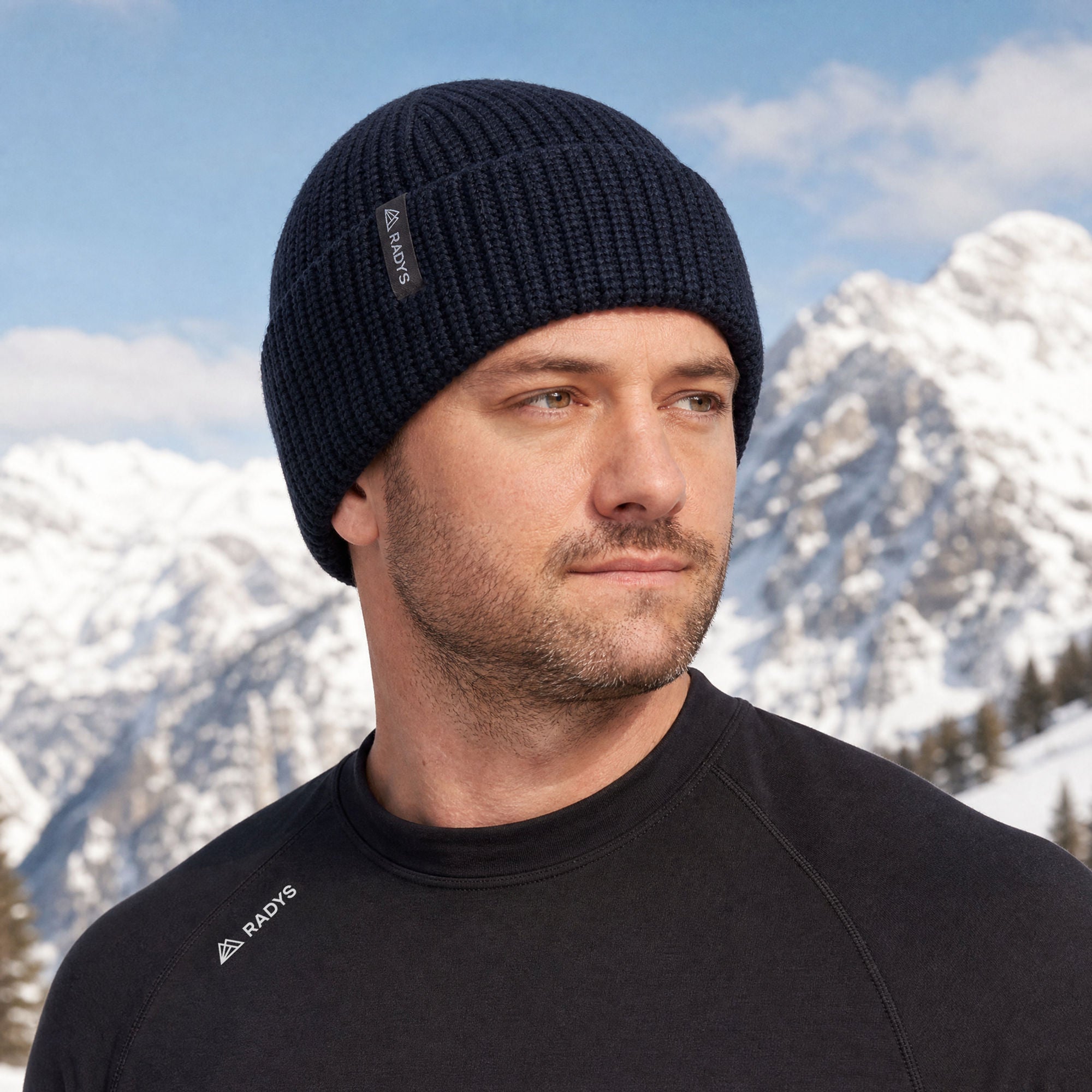 RA Free Mountain Beanie Women | navy