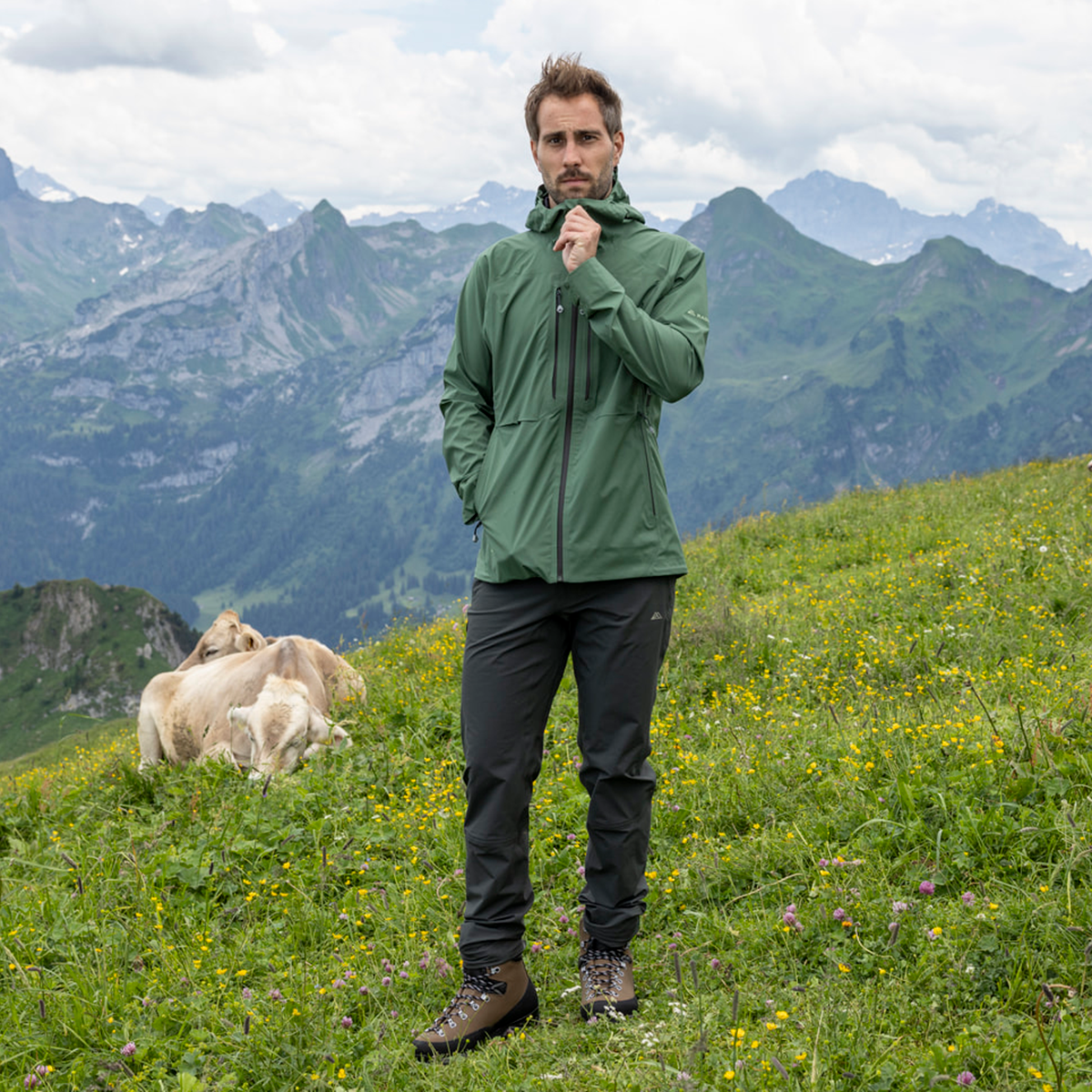 R1 Alpine Tech Jacket Men | elm green