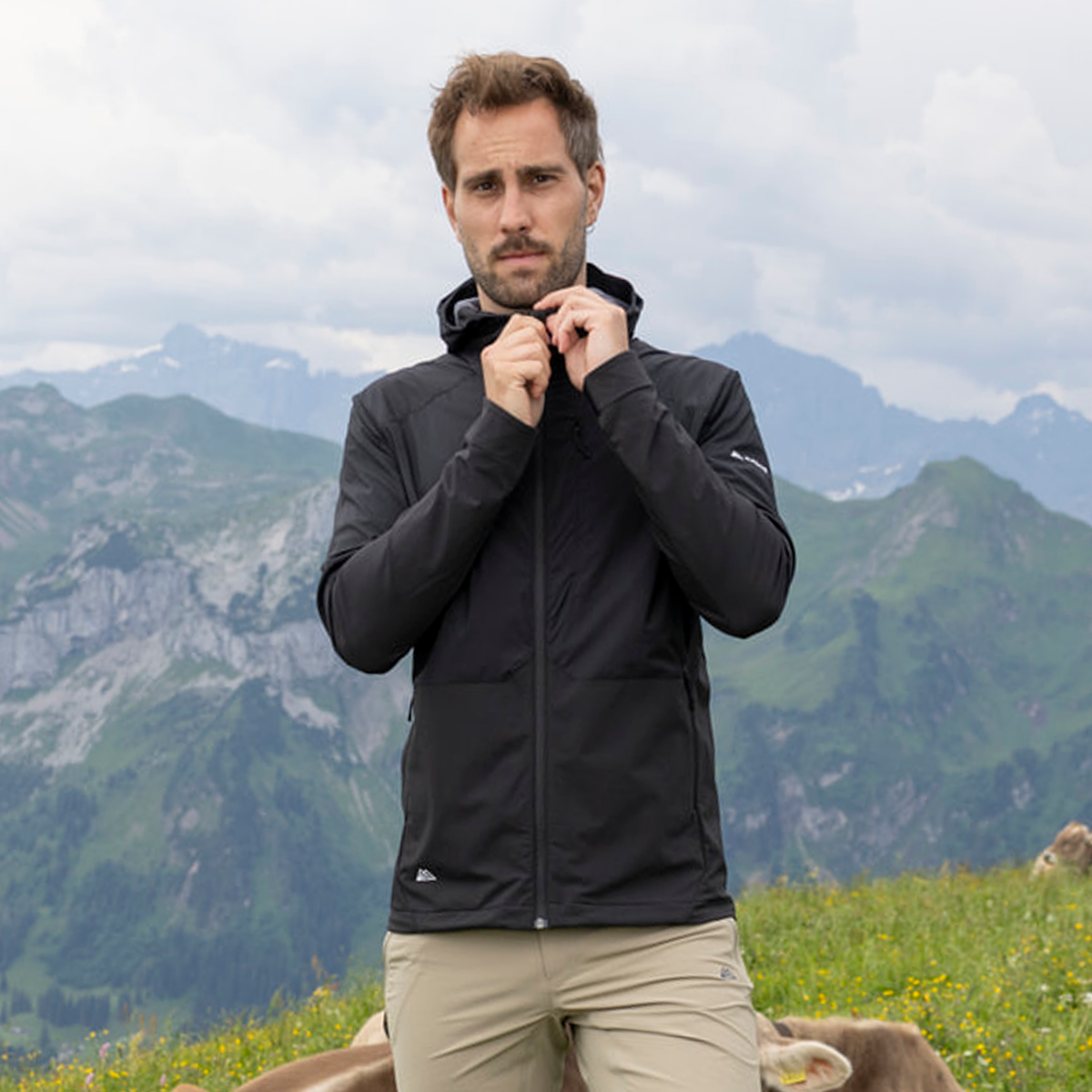 R2 Alpine Softshell Jacket Men | black