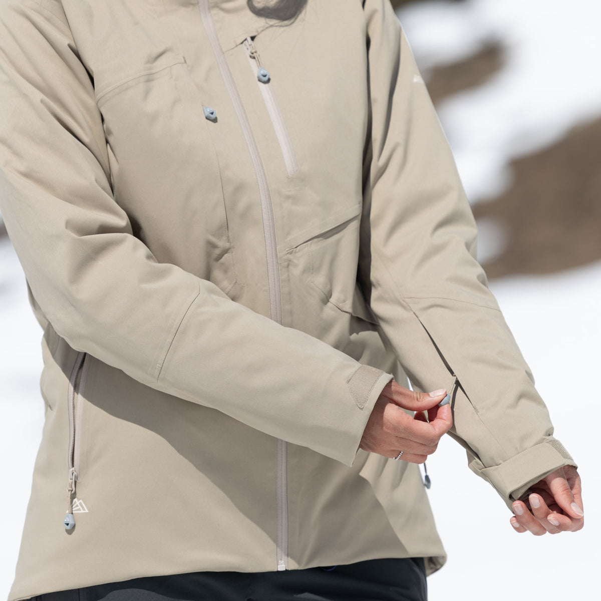 R1 Insulated Tech Jacket Women | cedar