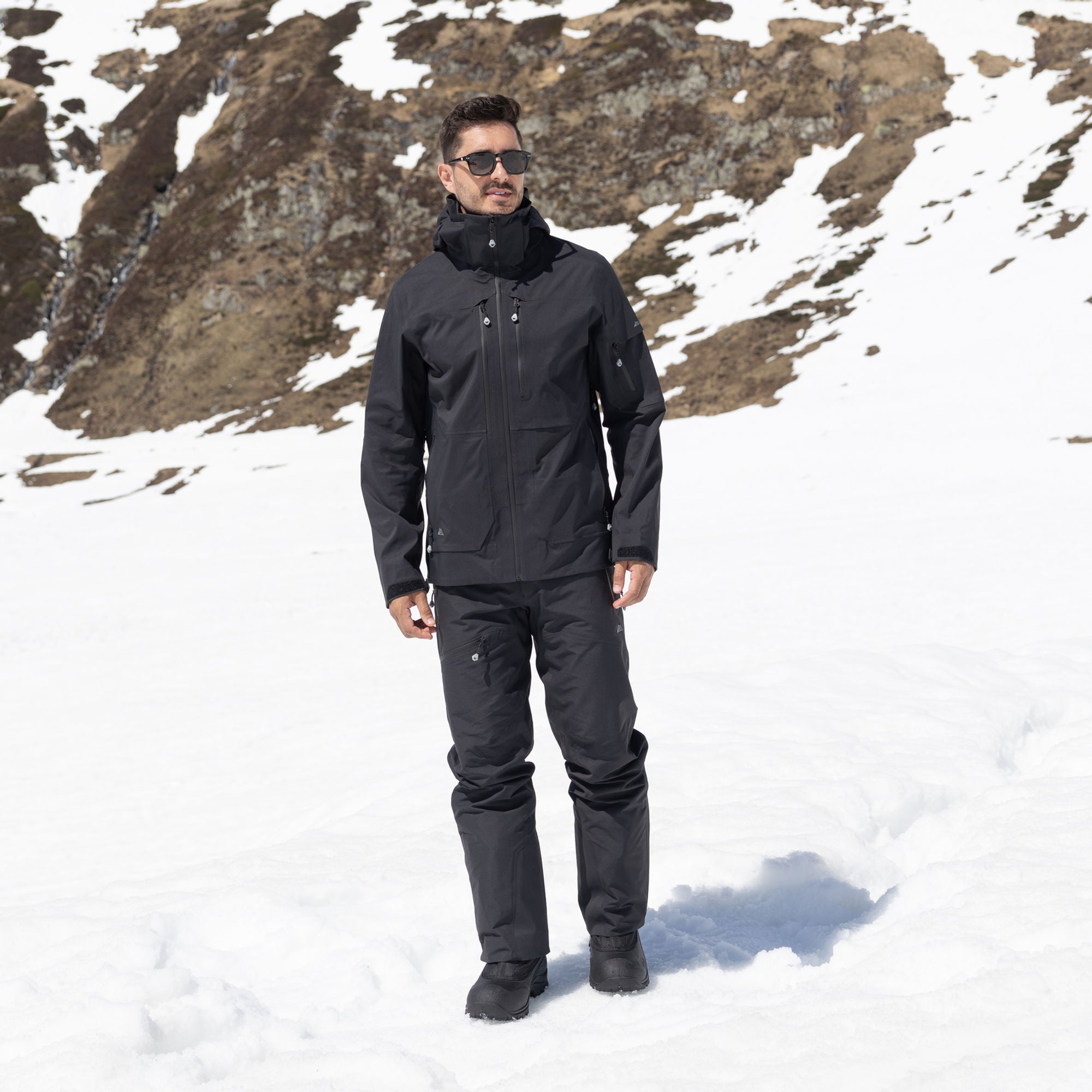 R1 Tech Jacket Men | black