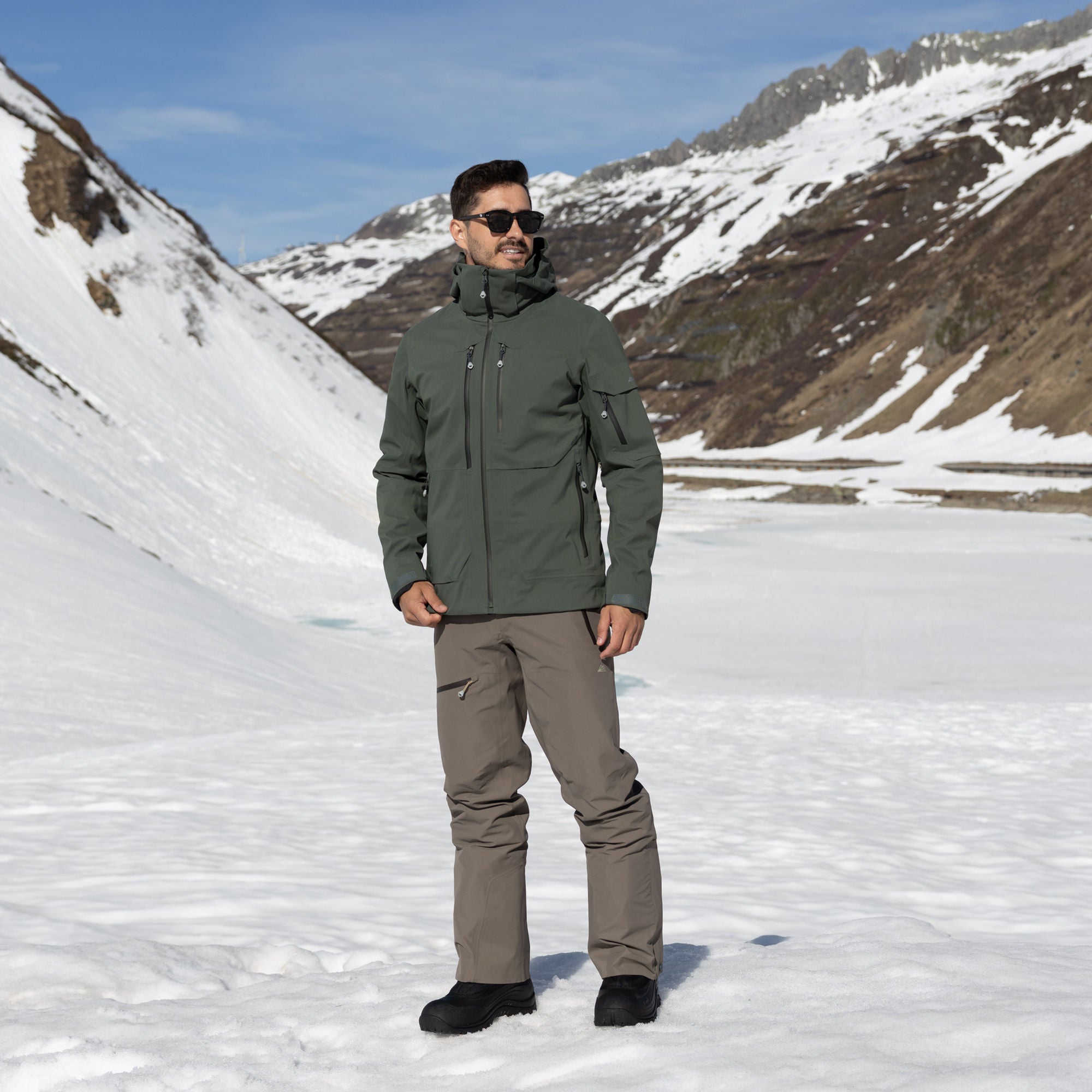 R1 Tech Jacket Men | moos