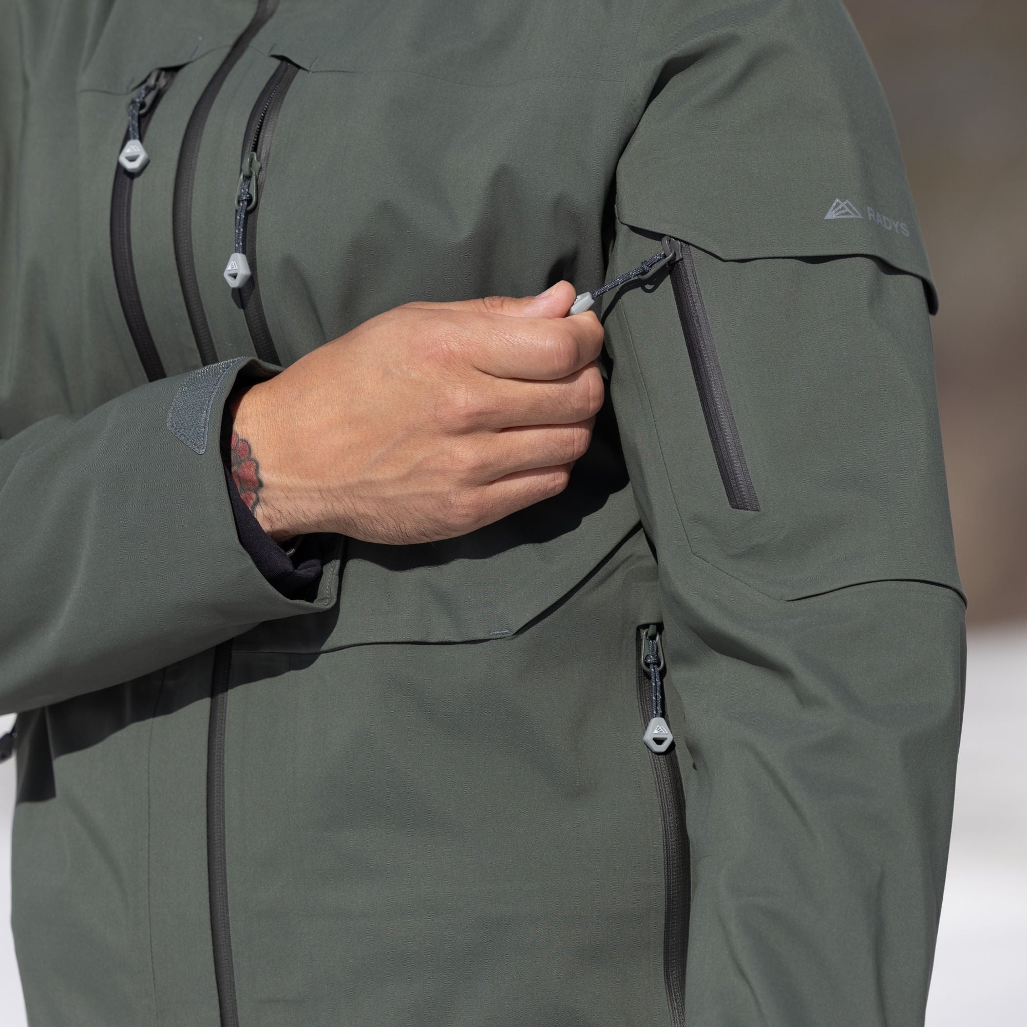 R1 Tech Jacket Men | moos