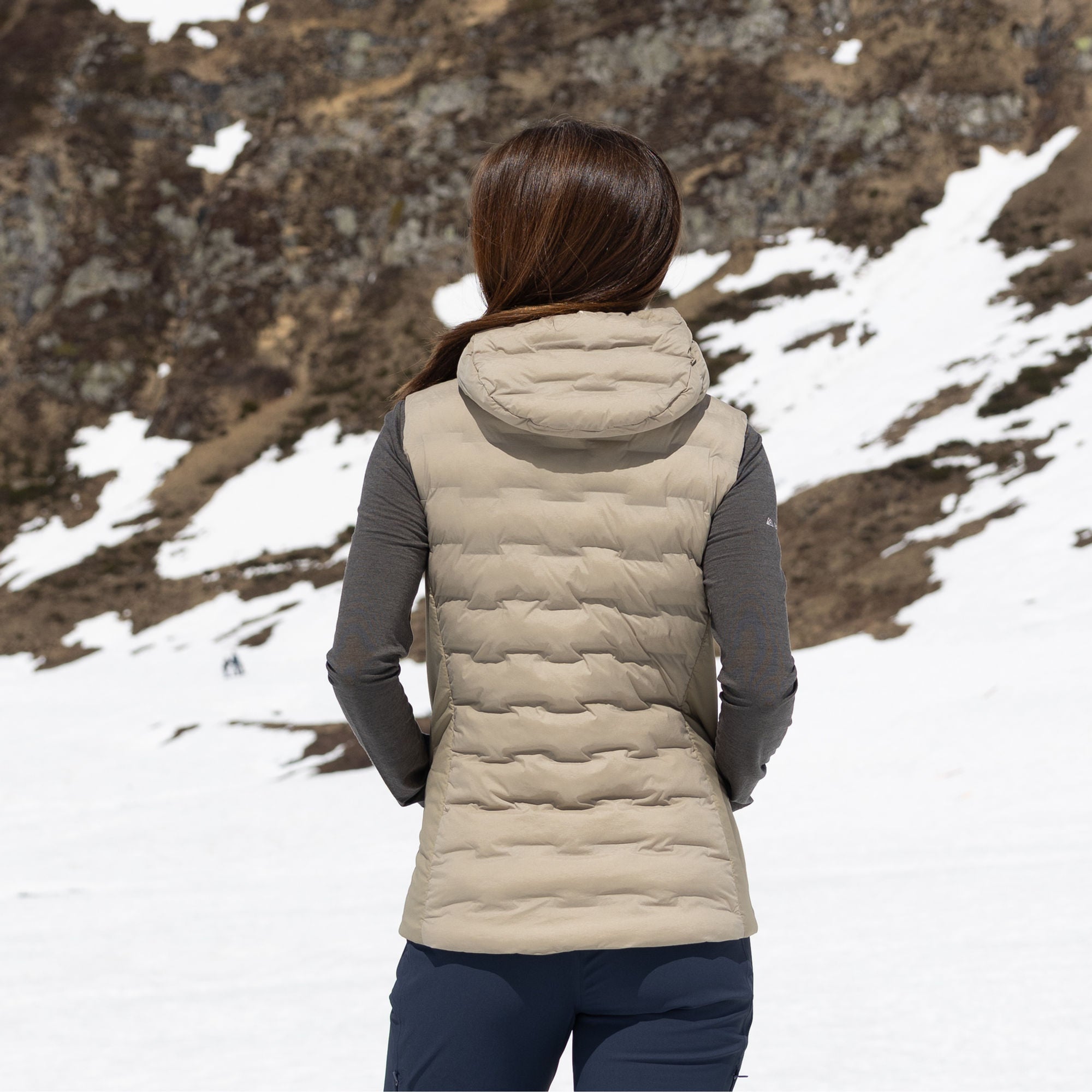 R3 Insulated Vest Women | cedar