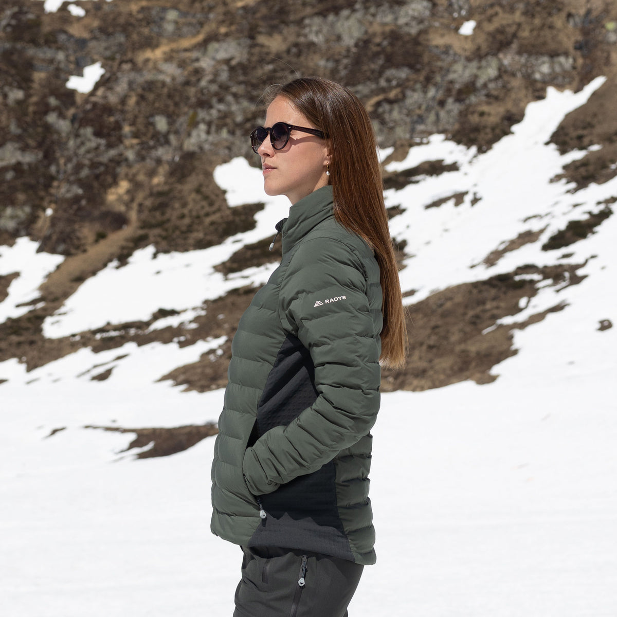 R3 Hybrid Insulated Jacket Women | moos
