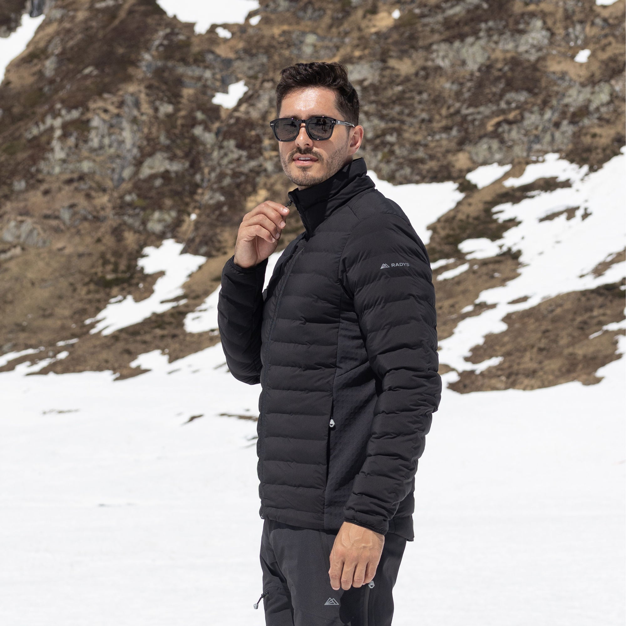 R3 Hybrid Insulated Jacket Men | black