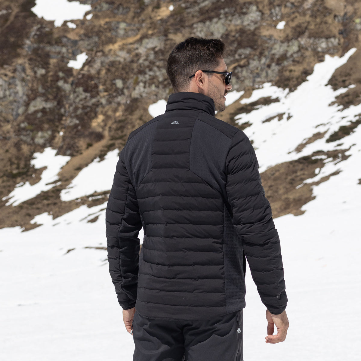 R3 Hybrid Insulated Jacket Men | black