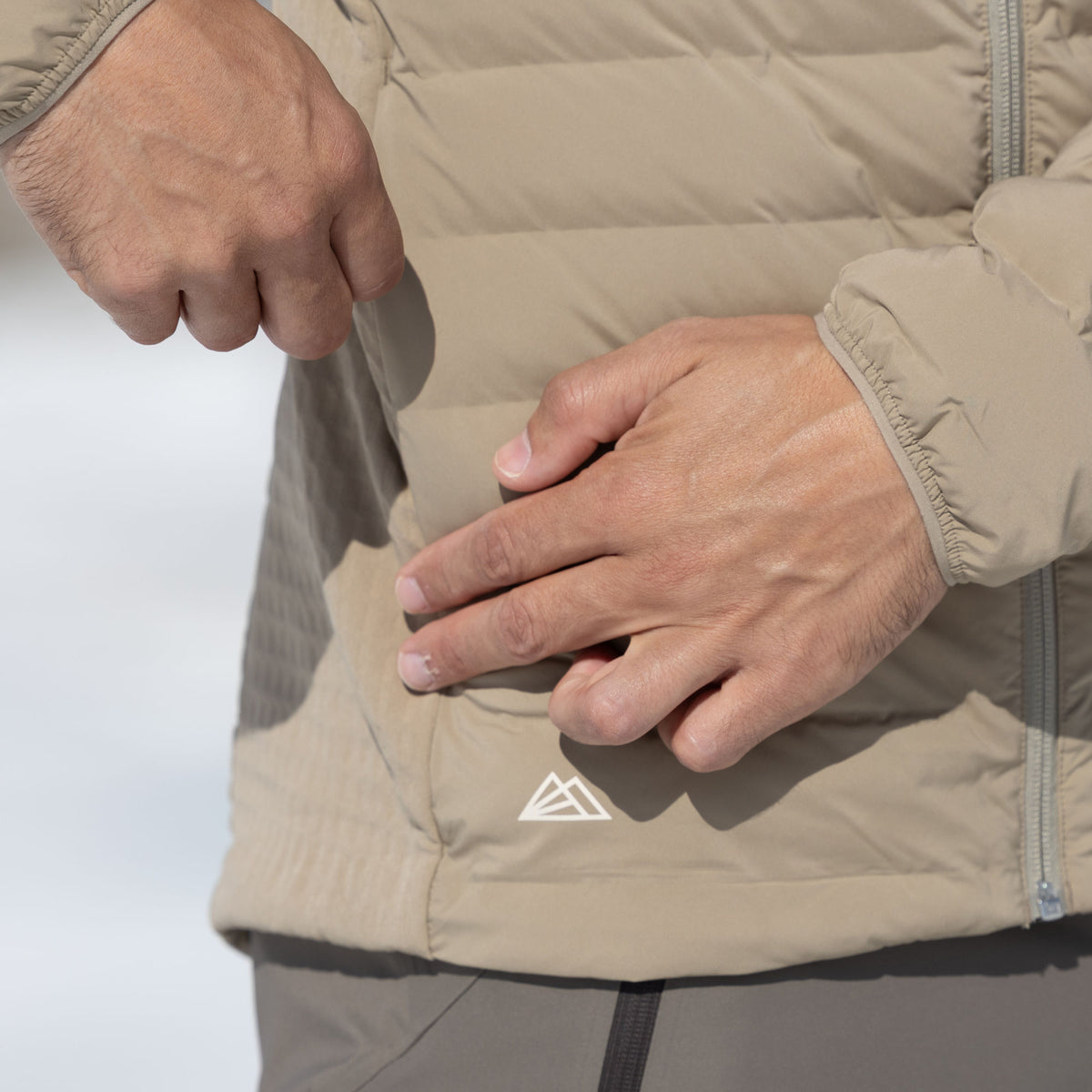 R3 Hybrid Insulated Jacket Men | cedar