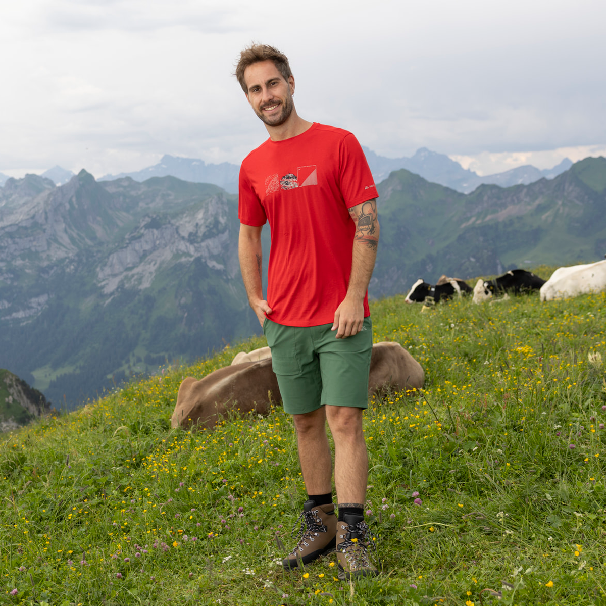 R5 Mint Map T-Shirt Men | signal red