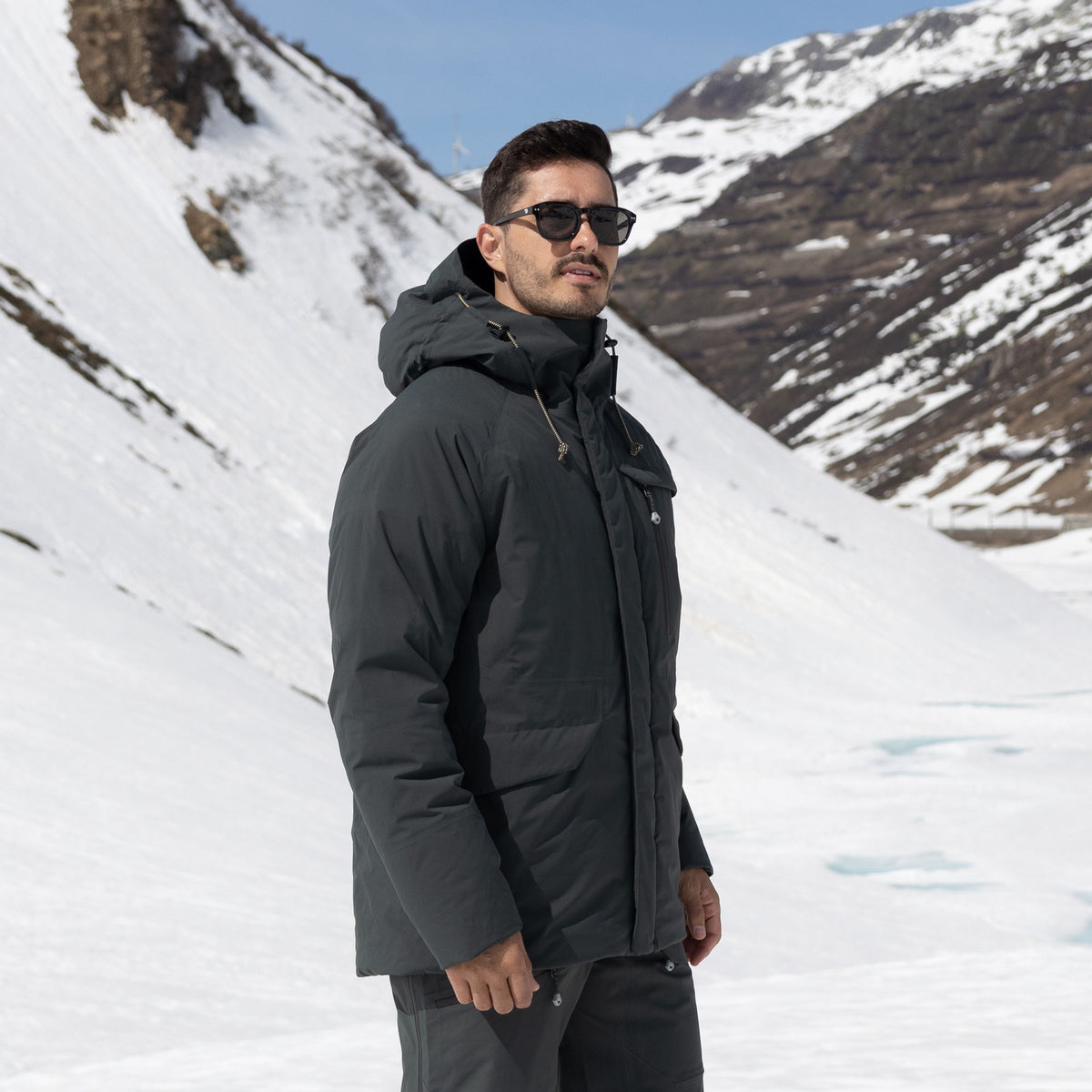 R1 Down Tech Jacket Men | thyme leaves