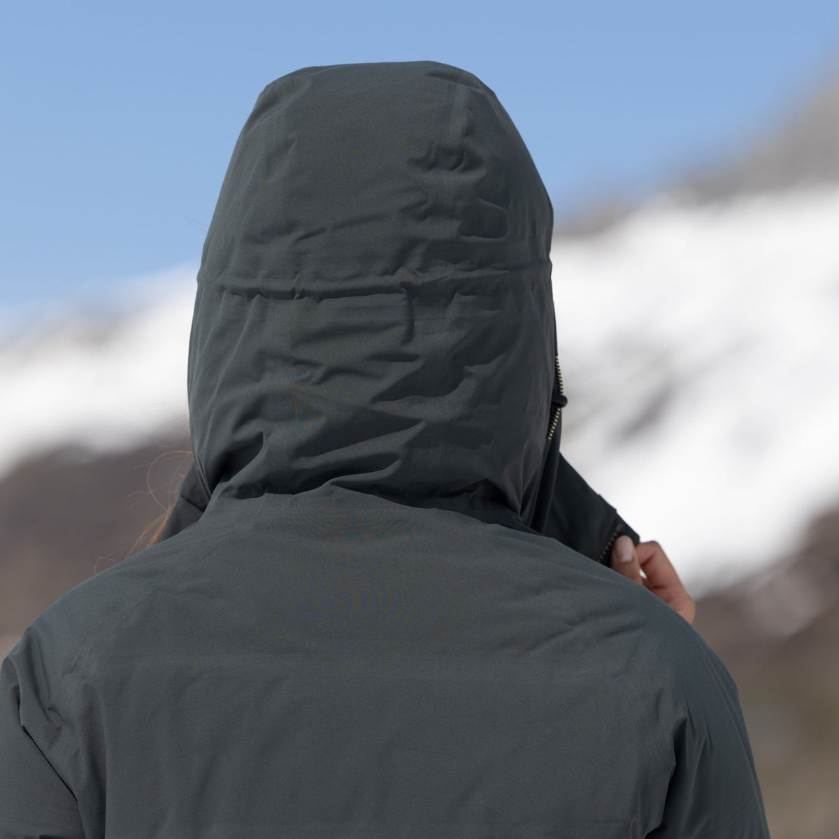 R1 Down Tech Jacket Women | thyme leaves