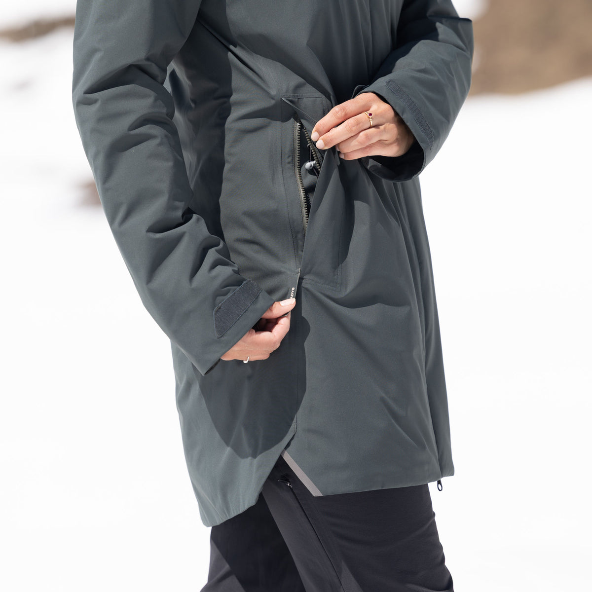 R1 Insulated Tech Coat Women | thyme leaves