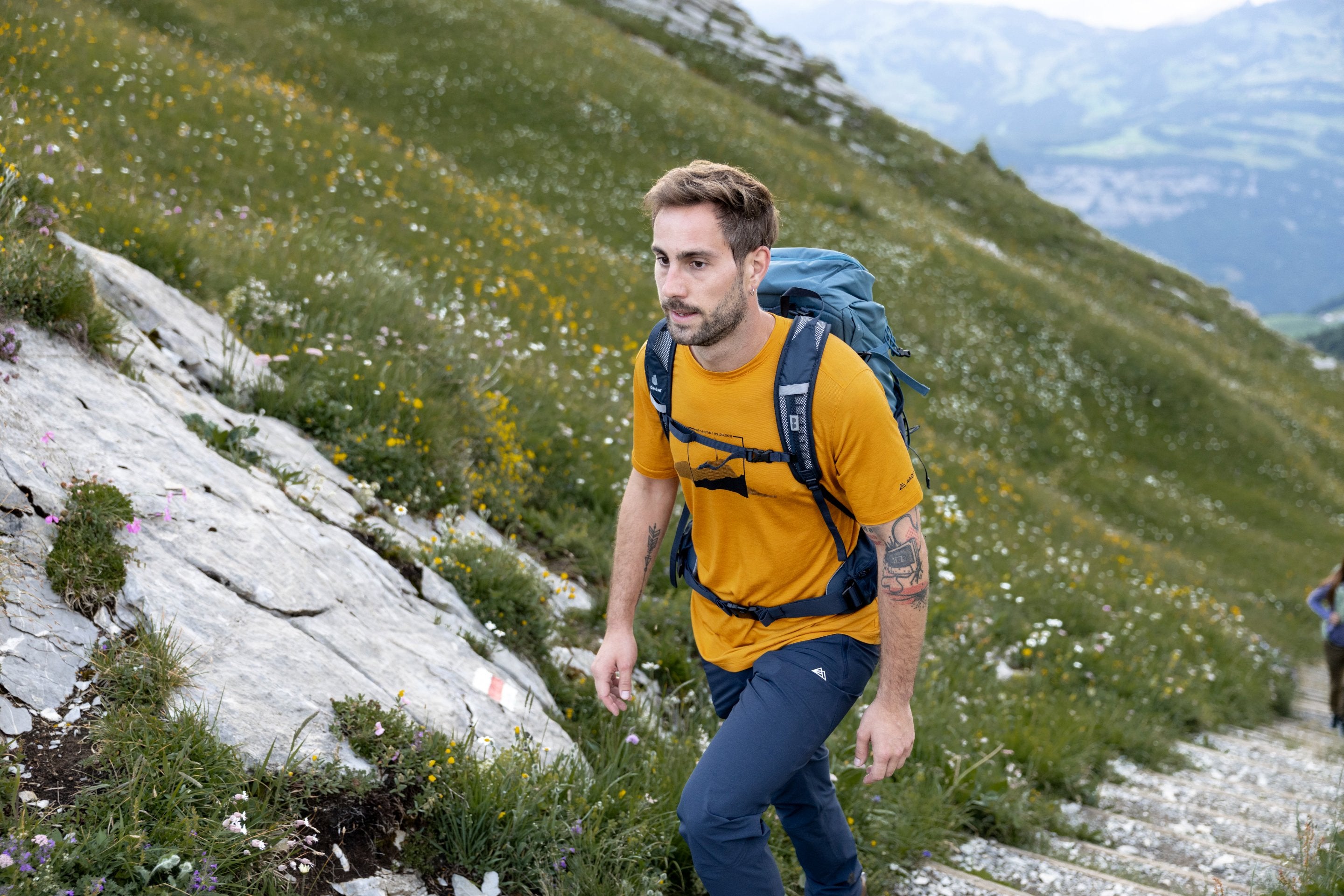 RADYS - Essential Mountain Wear