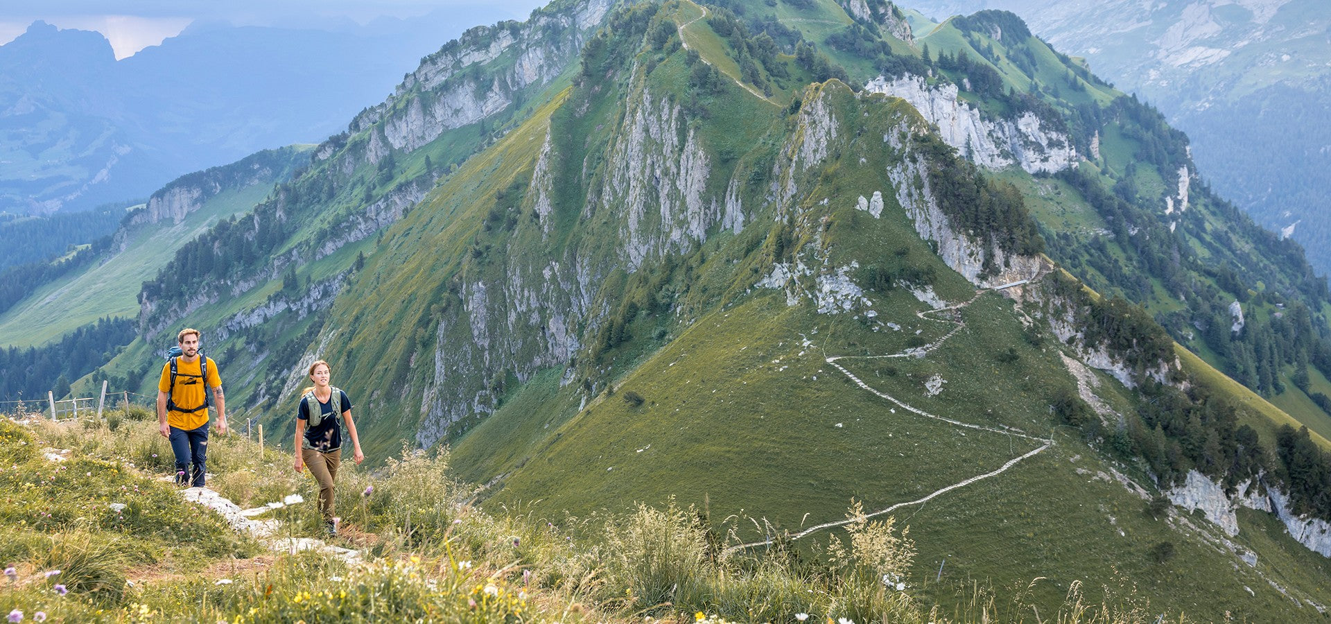 RADYS - Essential Mountain Wear